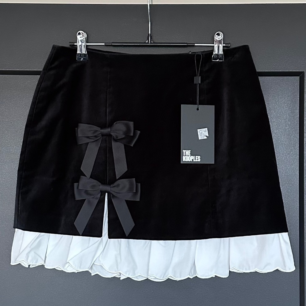 🖤🎀 NWT The Kooples Bow-Embellished Velvet Mini Skirt | Scallop Hem $275! - Picture 5 of 9